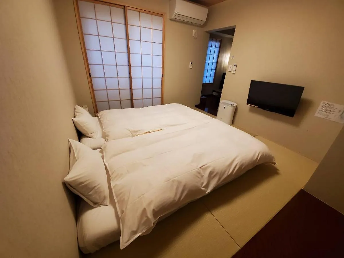 Апарт-отель Karasuma Rokujo Hotel Киото