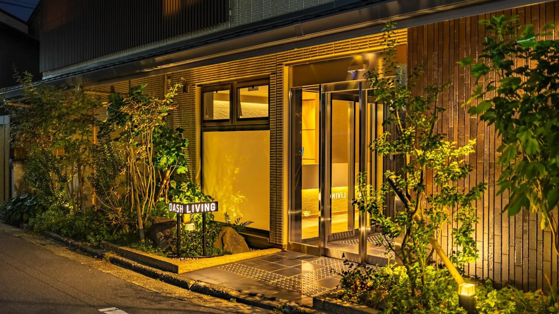 Dash Living Gojo Kyoto Hotel
