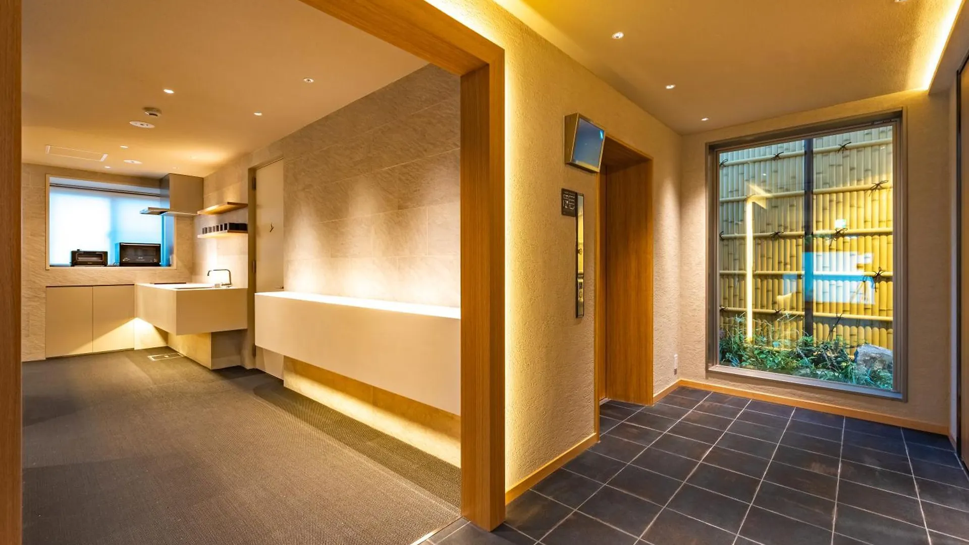 Dash Living Gojo Kiotó