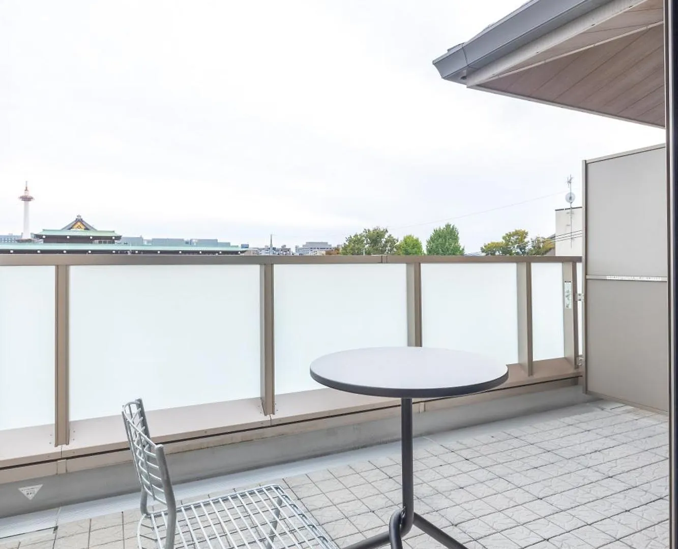 Dash Living Gojo Kiotó